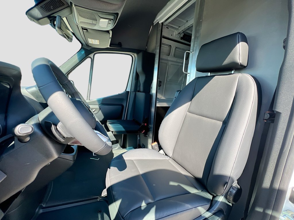 New 2026 Mercedes-Benz Sprinter 2500 image 12