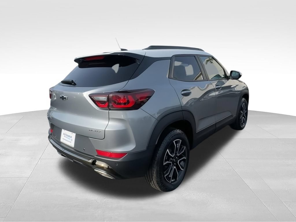Used 2025 Chevrolet TrailBlazer ACTIV w/ Convenience Package AWD/4WD image 8