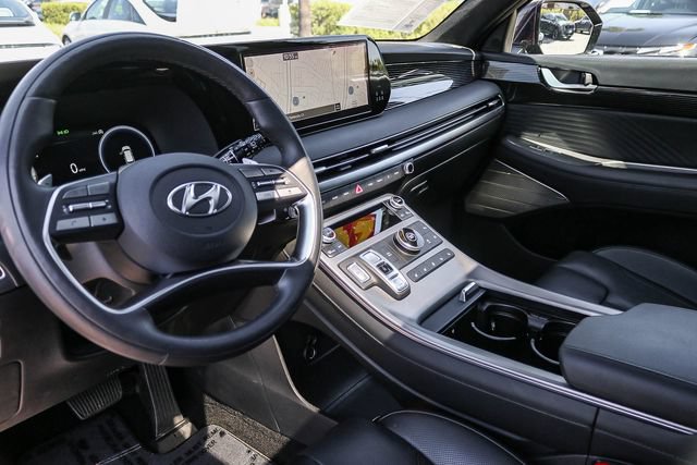 Certified 2024 Hyundai Palisade Calligraphy FWD image 30