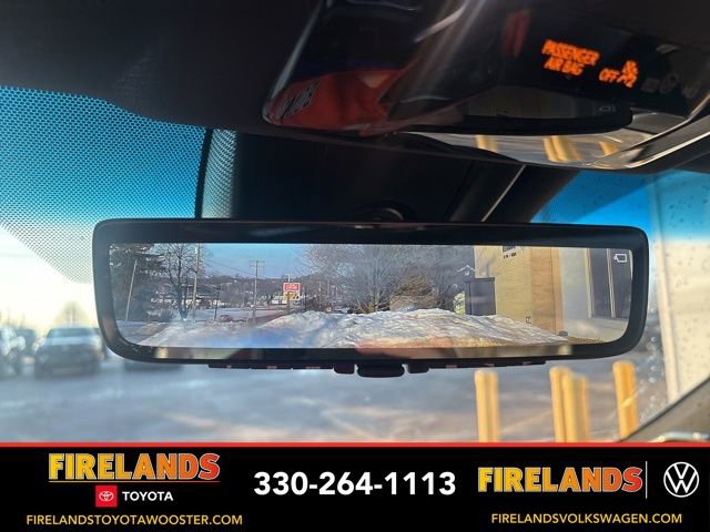 Used 2023 Toyota Venza Limited image 27