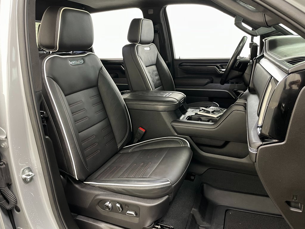 Used 2024 GMC Sierra 2500 AT4X image 45