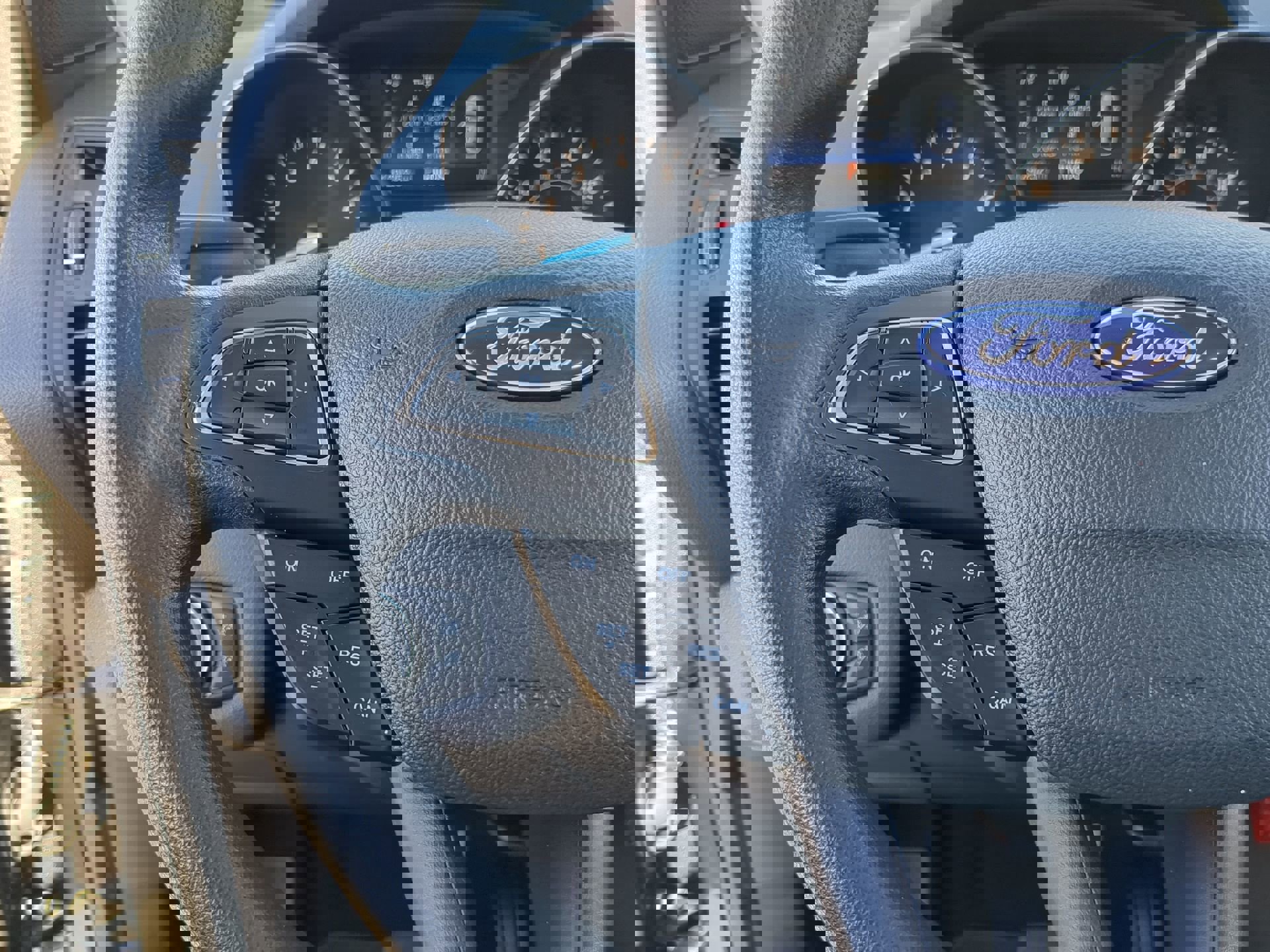 Used 2019 Ford Escape S image 26