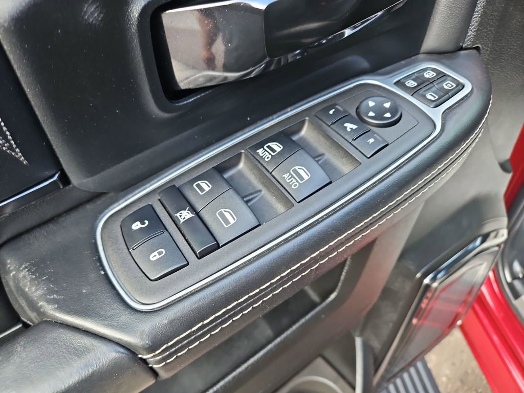 Used 2023 RAM 2500 Limited image 11