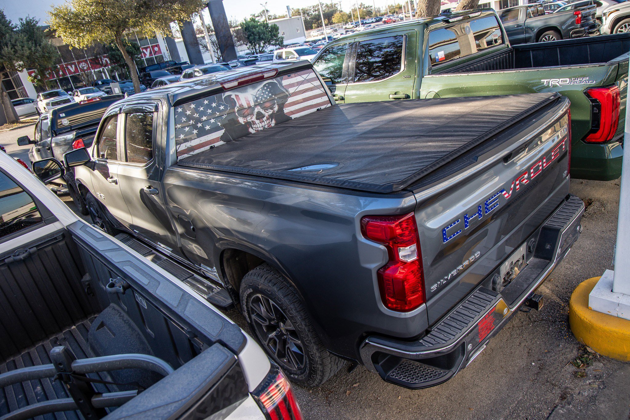 Used 2021 Chevrolet Silverado 1500 LT image 9