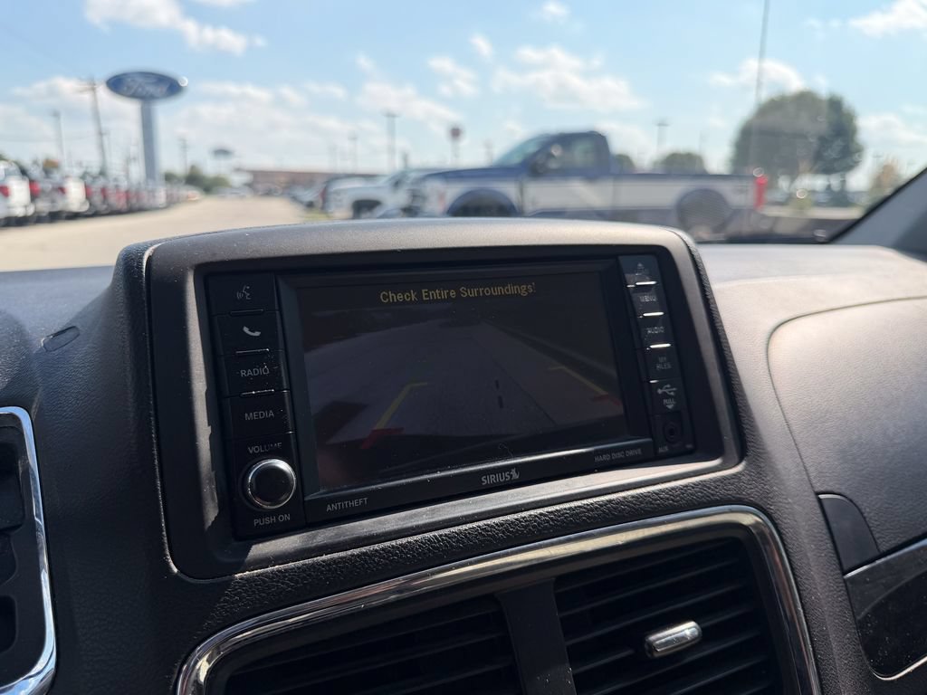 Used 2013 Dodge Grand Caravan Crew FWD image 25