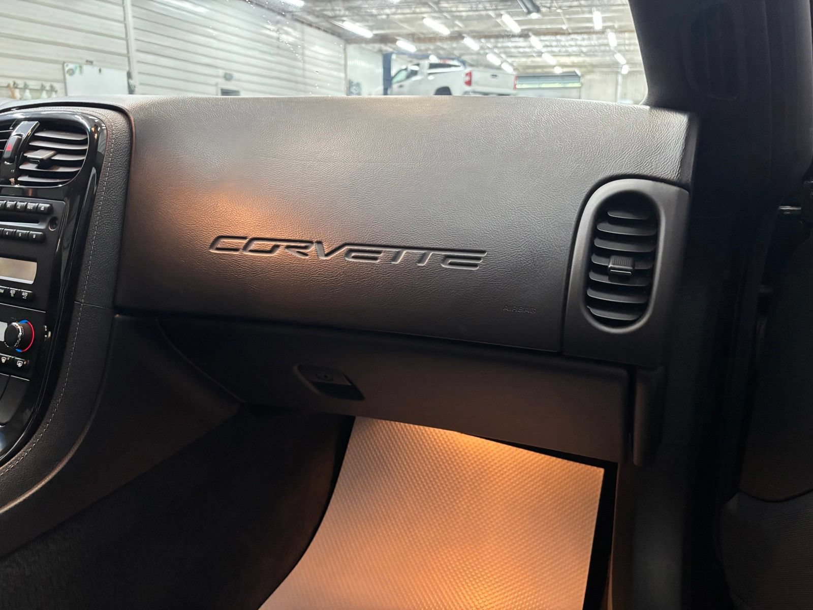 Used 2009 Chevrolet Corvette Coupe RWD image 28