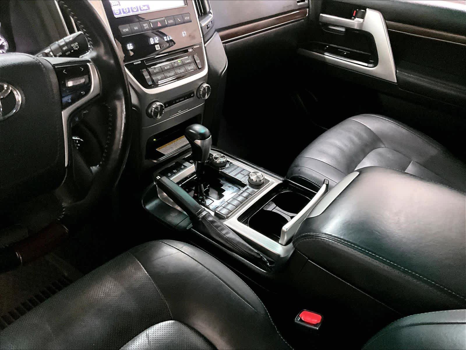 Used 2019 Toyota Land Cruiser AWD/4WD image 19