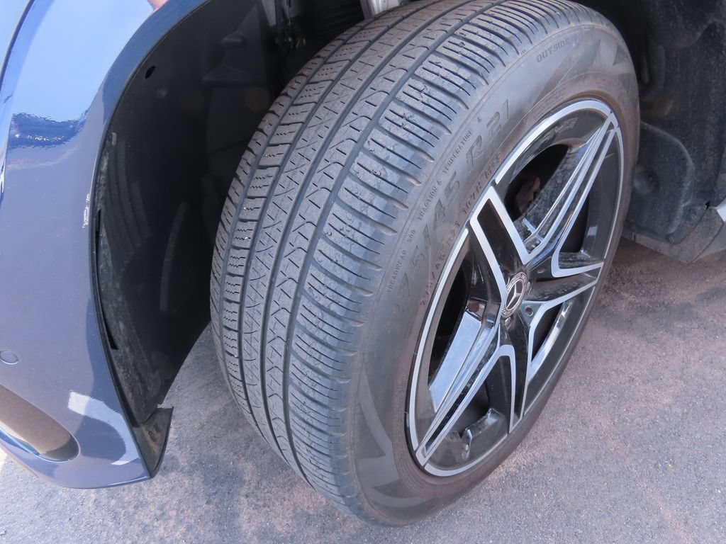 Used 2024 Mercedes-Benz GLS 450 4MATIC image 14