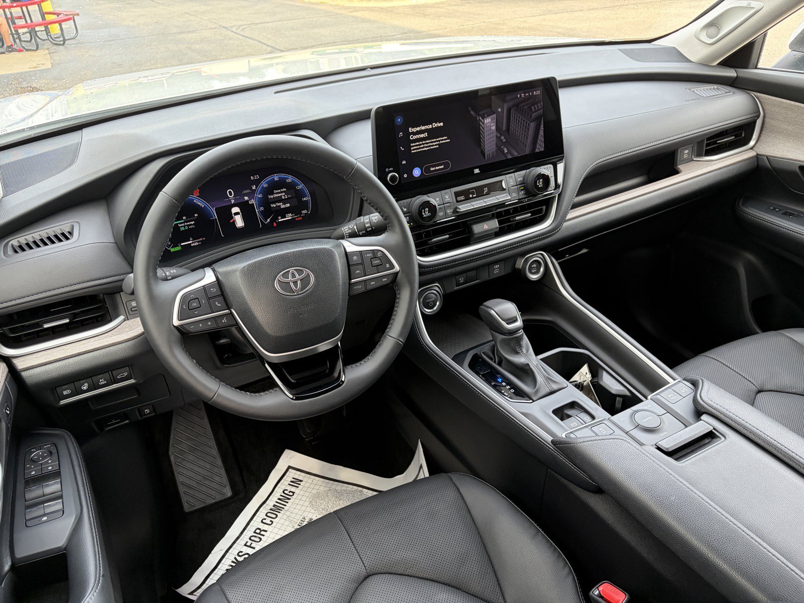 Used 2024 Toyota Grand Highlander AWD Hybrid image 11