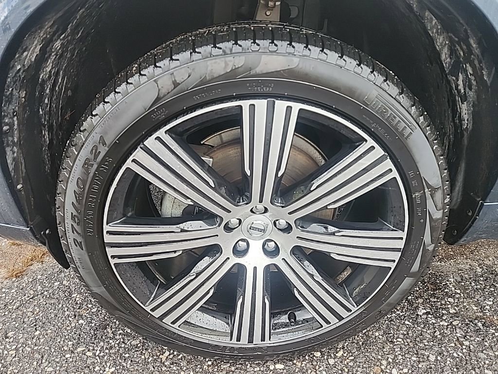 Certified 2025 Volvo XC90 B6 Ultra w/ Protection Package AWD/4WD image 9