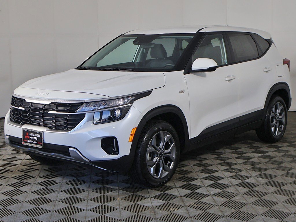 Used 2024 Kia Seltos LX image 5