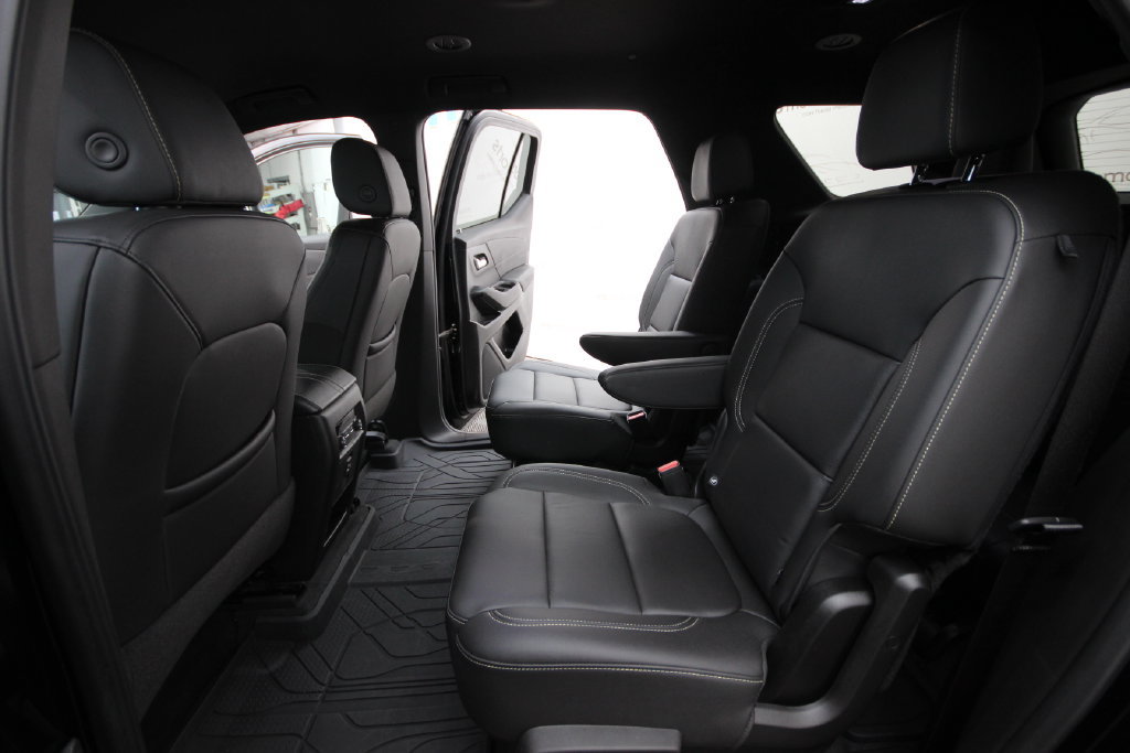 Used 2022 Chevrolet Traverse LT w/ LPO, Floor Liner Package AWD/4WD image 29