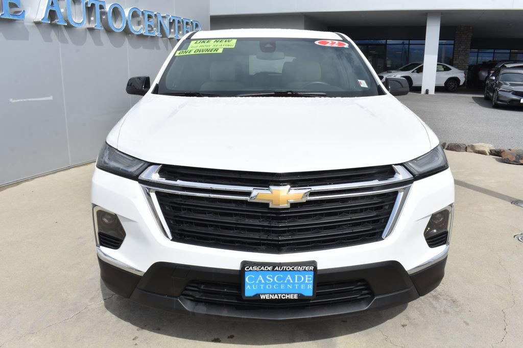 Used 2022 Chevrolet Traverse LS AWD/4WD image 2