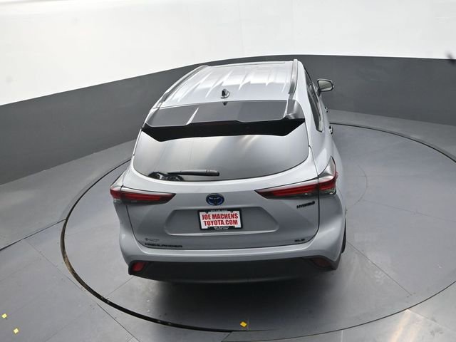 Used 2024 Toyota Highlander XLE image 34