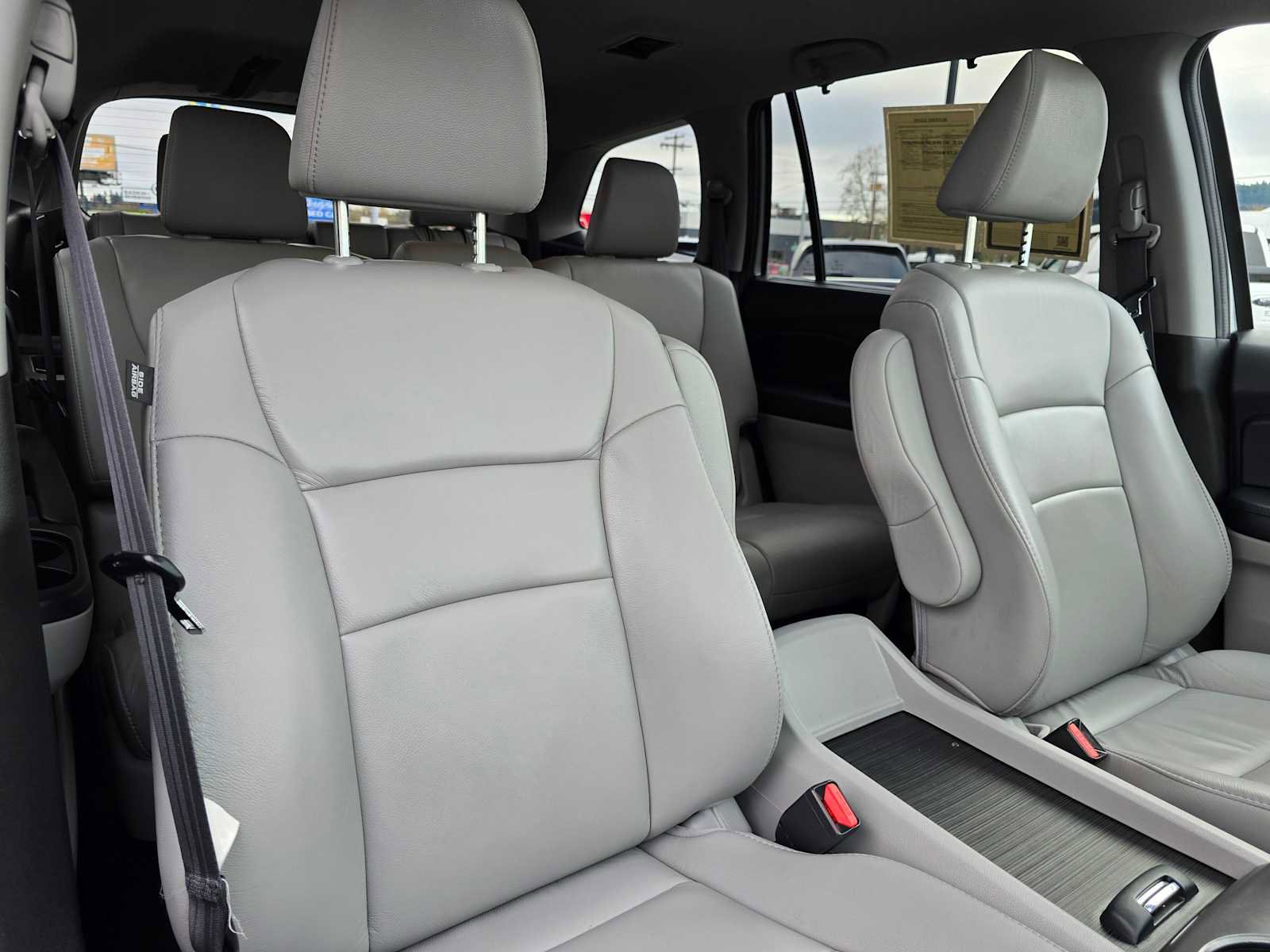 Used 2022 Honda Pilot Special Edition image 11