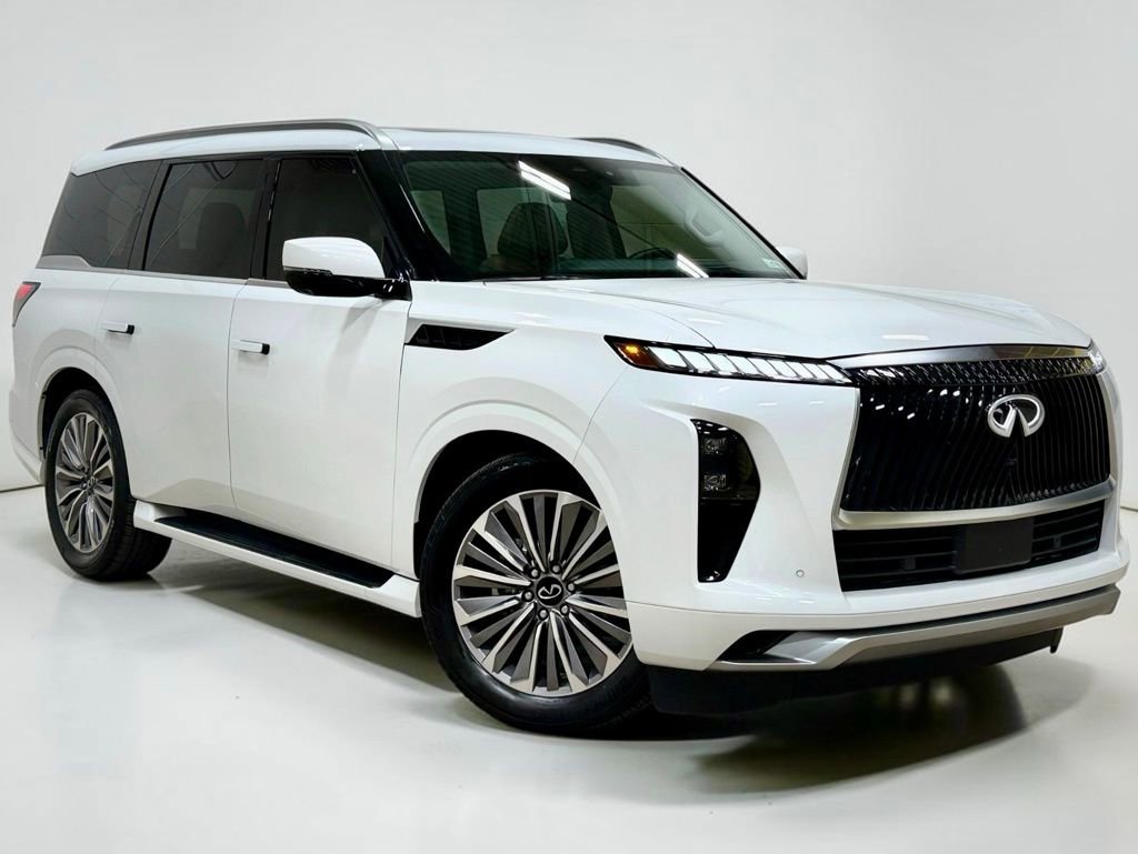 Used 2025 INFINITI QX80 Sensory image 5