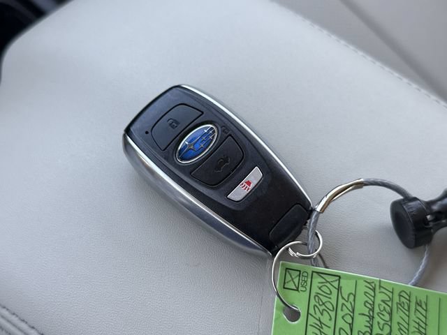 Used 2025 Subaru Ascent Limited AWD/4WD image 30