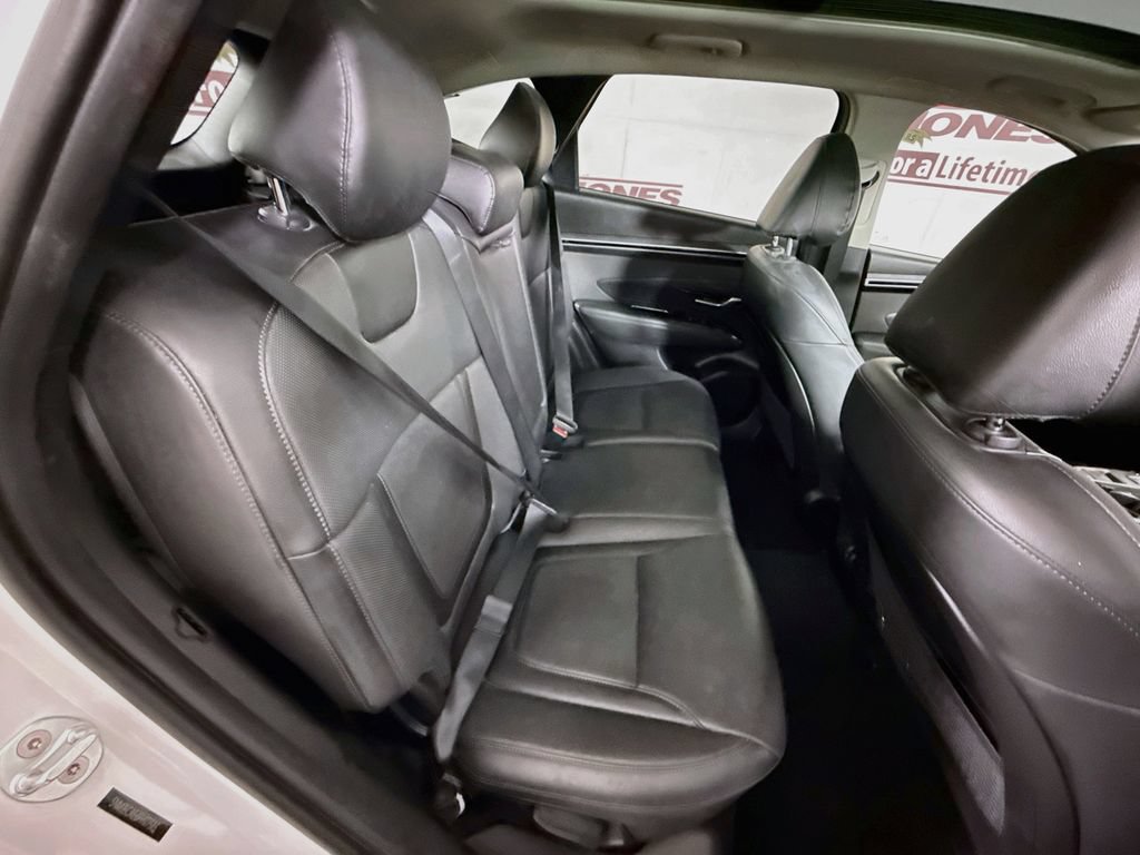 Certified 2023 Hyundai Tucson Limited w/ Cargo Package AWD/4WD image 33