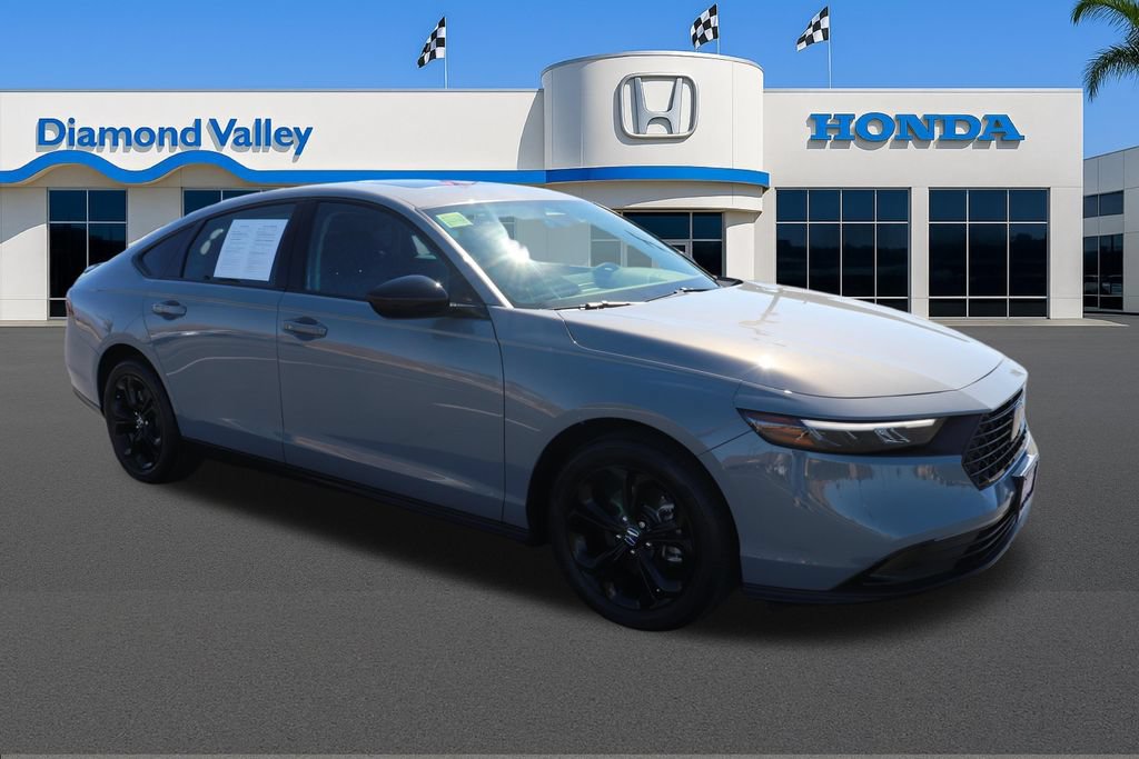 Certified 2025 Honda Accord SE image 1