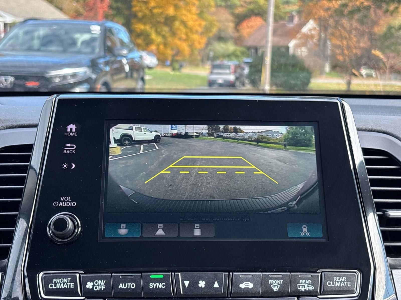 Certified 2024 Honda Odyssey EX-L image 32