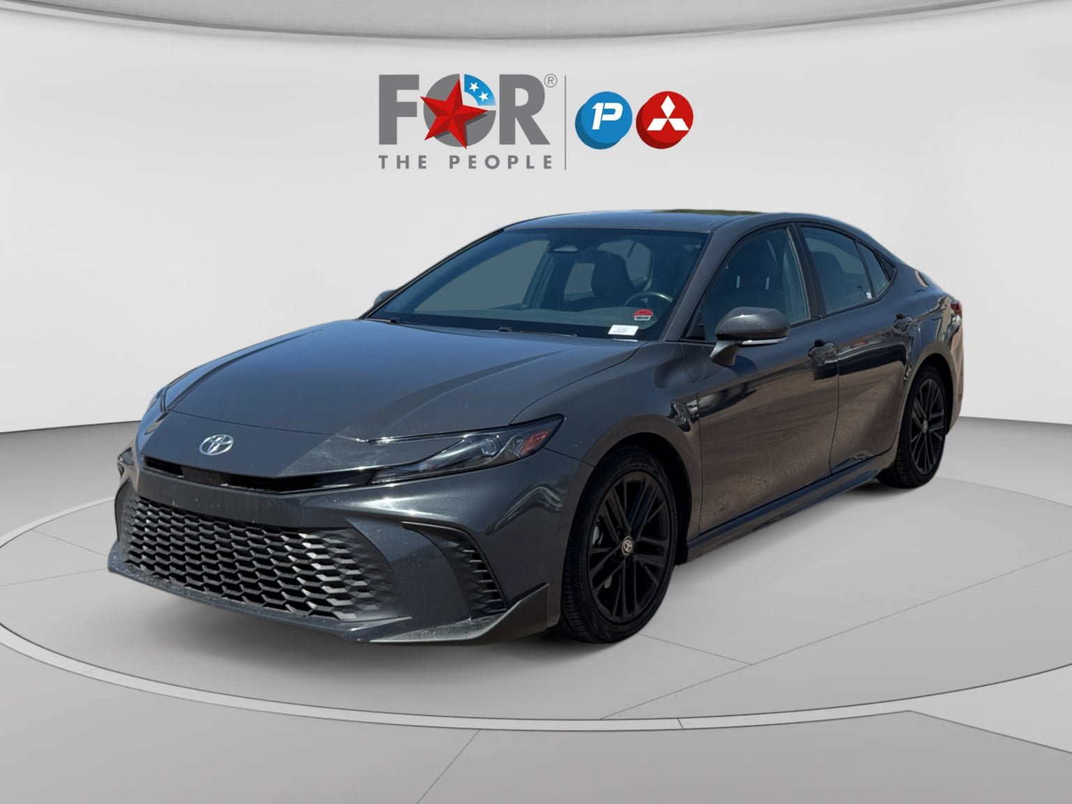Used 2025 Toyota Camry SE FWD image 1