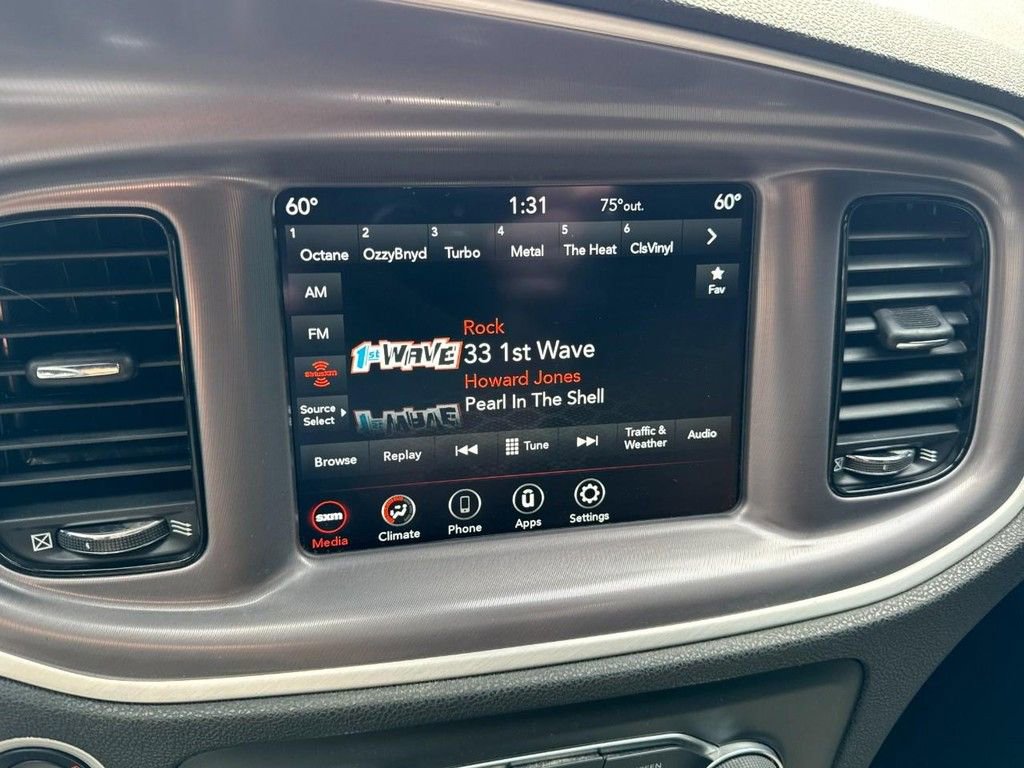 Used 2022 Dodge Charger R/T w/ Driver Convenience Group image 19