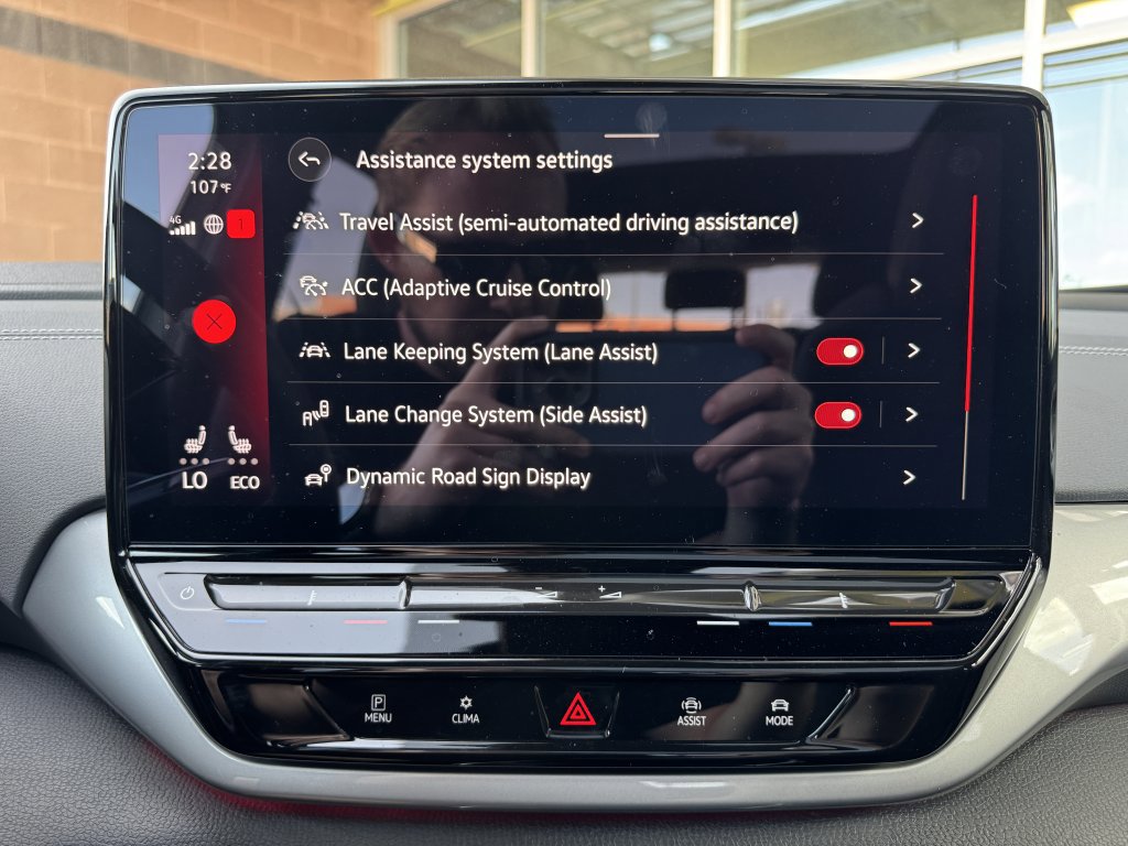 Used 2024 Volkswagen ID.4 S image 22