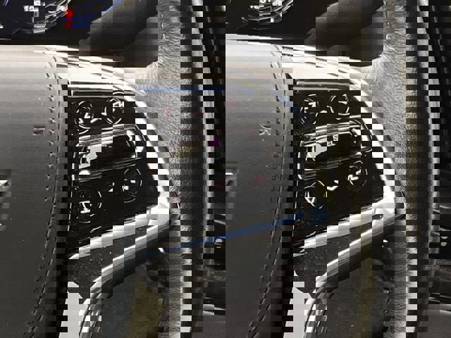 Used 2019 Cadillac Escalade Platinum image 13