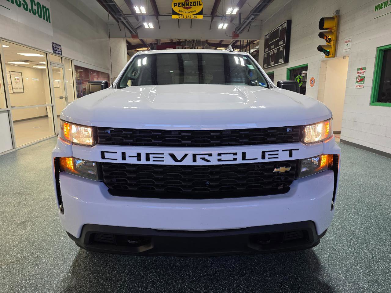 Used 2021 Chevrolet Silverado 1500 Custom image 3