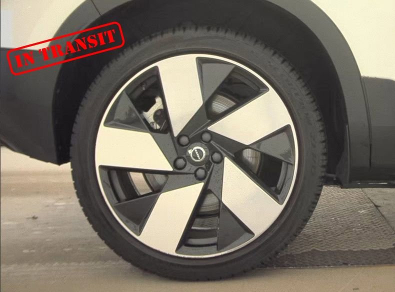 Used 2023 Volvo C40 P8 Recharge Ultimate image 18