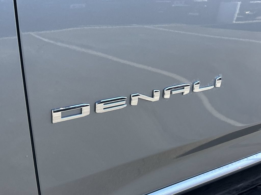New 2026 GMC Yukon XL Denali AWD/4WD image 32