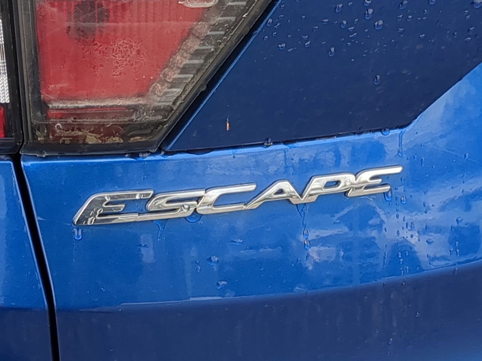 Used 2017 Ford Escape SE image 15