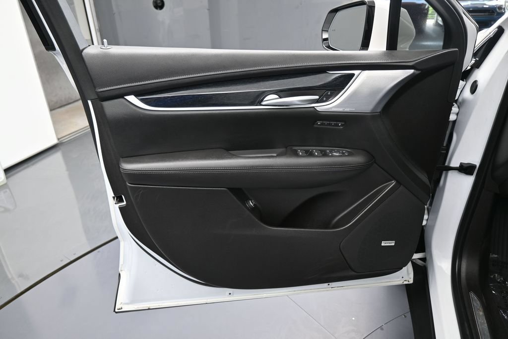 Used 2024 Cadillac XT5 Premium Luxury FWD image 14