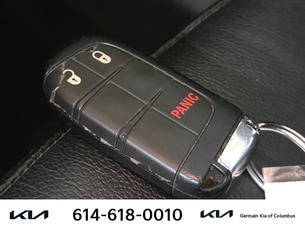 Used 2020 Jeep Compass Trailhawk AWD/4WD image 35