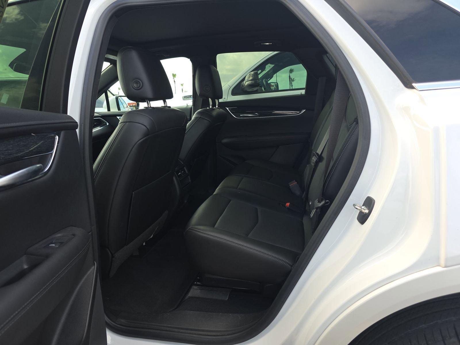 Used 2021 Cadillac XT5 Premium Luxury image 4