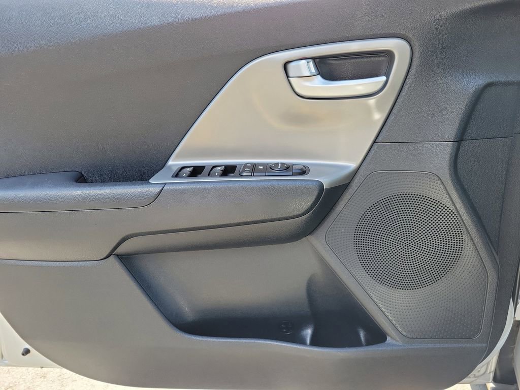 Used 2018 Kia Niro LX FWD image 20