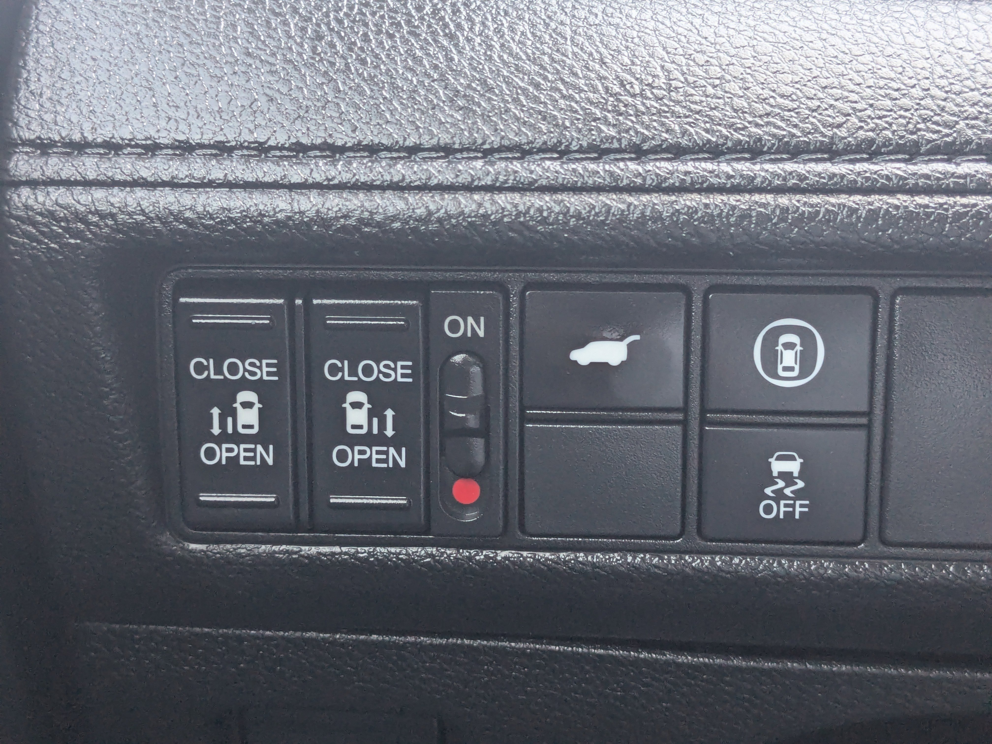 Used 2023 Honda Odyssey Sport image 40