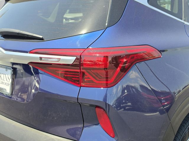 Certified 2023 Kia Seltos EX image 19
