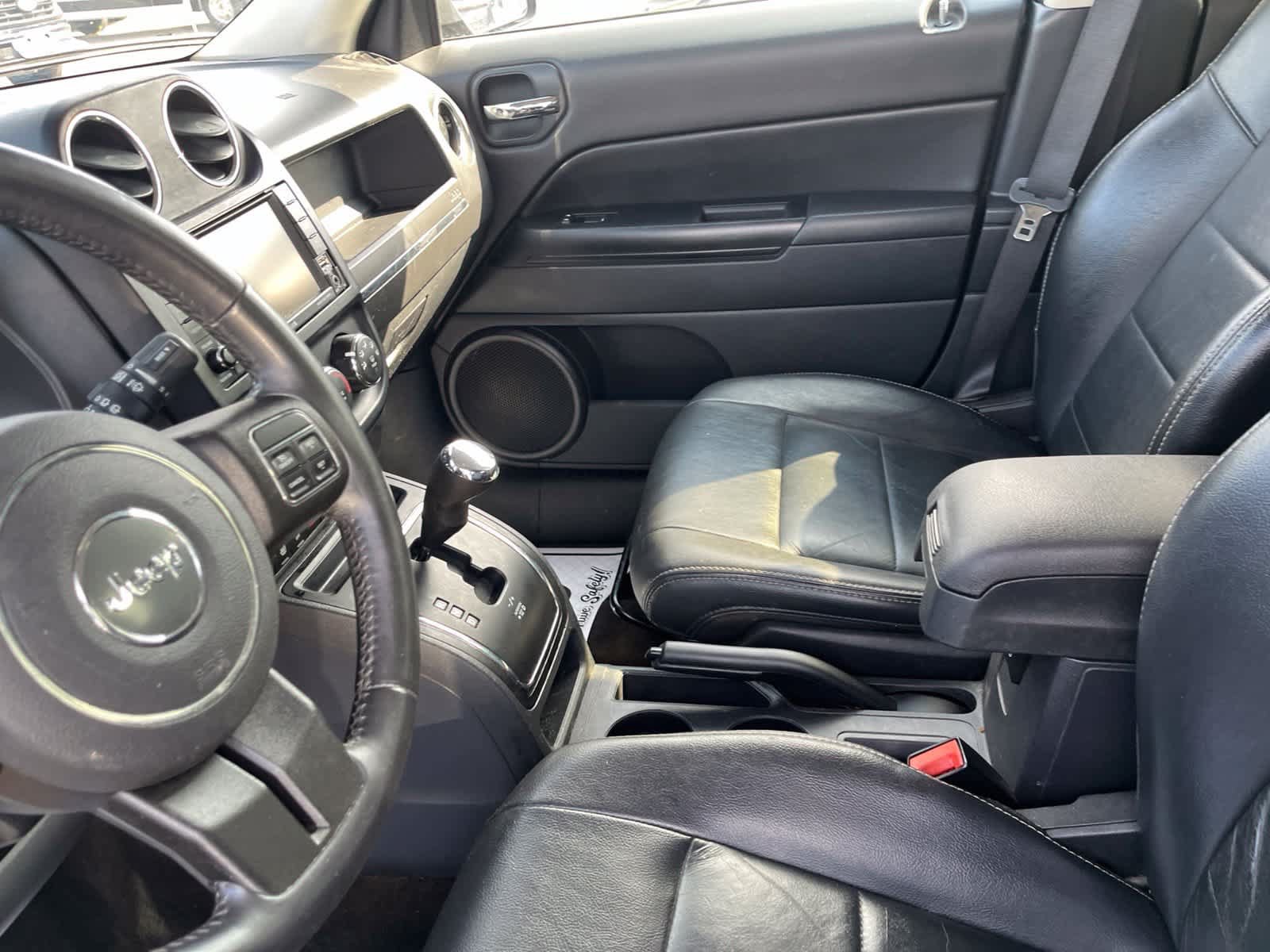 Used 2016 Jeep Patriot High Altitude FWD image 26