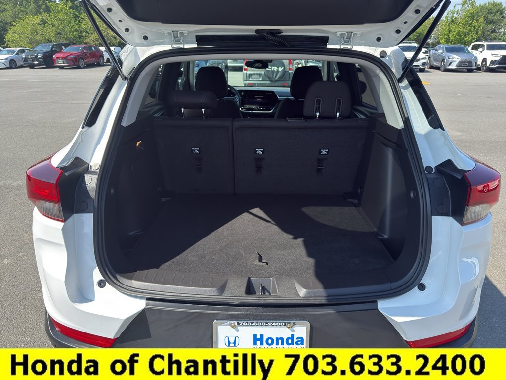 Used 2024 Chevrolet TrailBlazer LS w/ LS Convenience Package AWD/4WD image 25