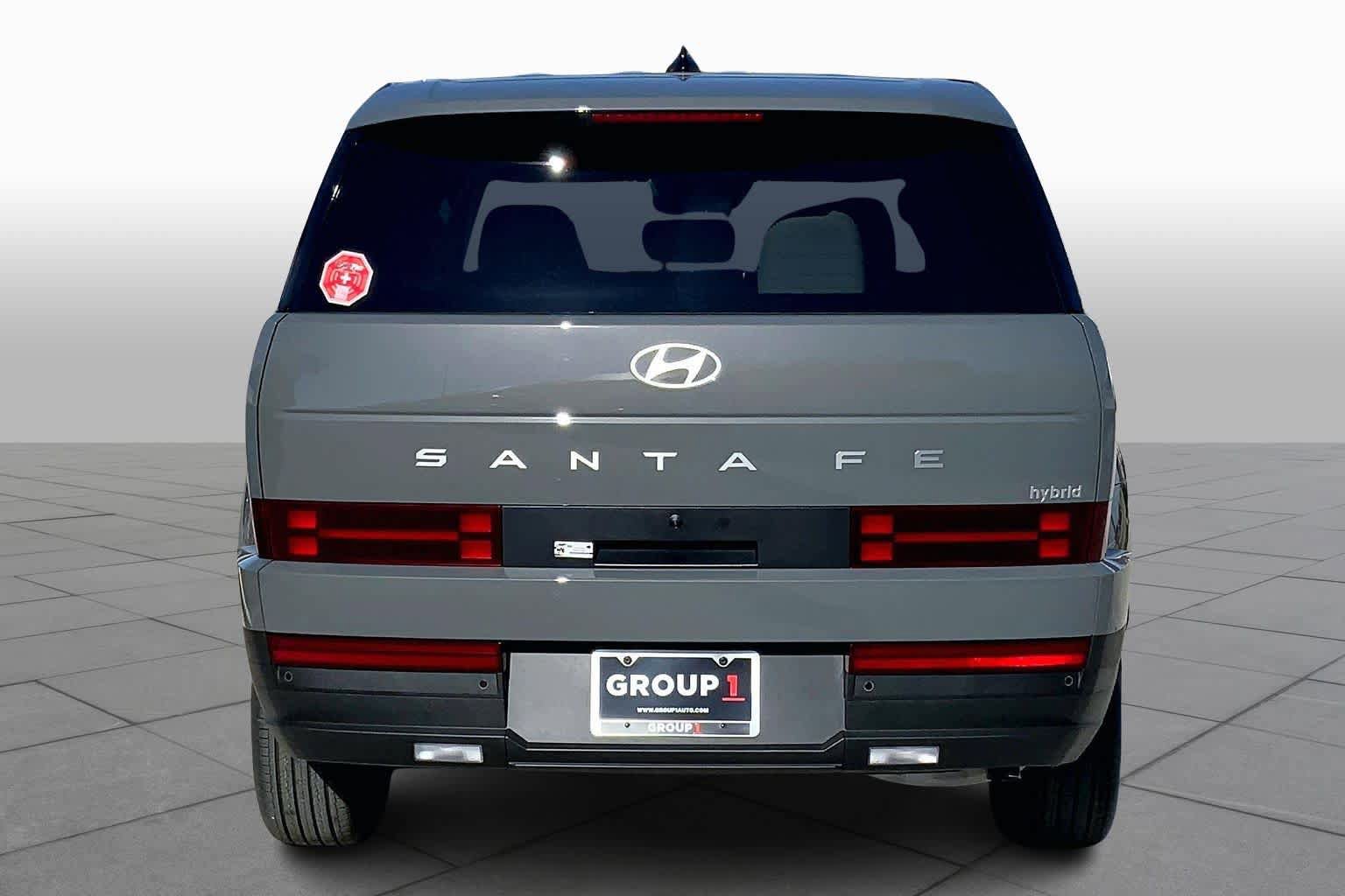 New 2026 Hyundai Santa Fe SE FWD image 4