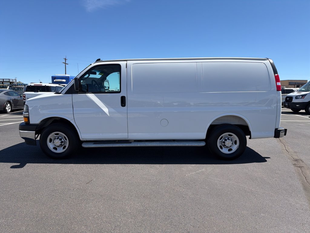 Used 2025 Chevrolet Express 2500 w/ Driver Convenience Package RWD image 6