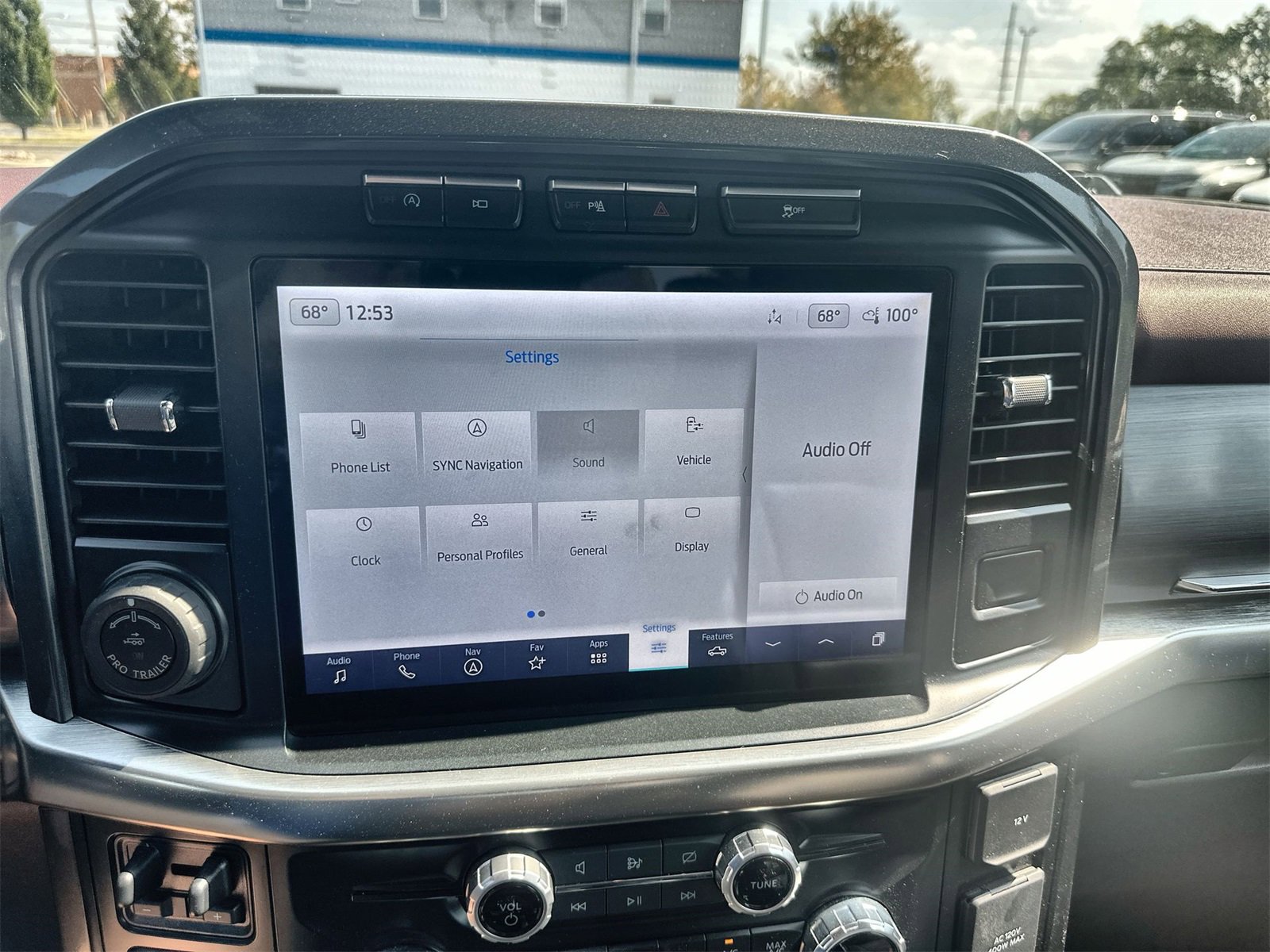 Used 2023 Ford F150 Lariat w/ Equipment Group 502A High image 13