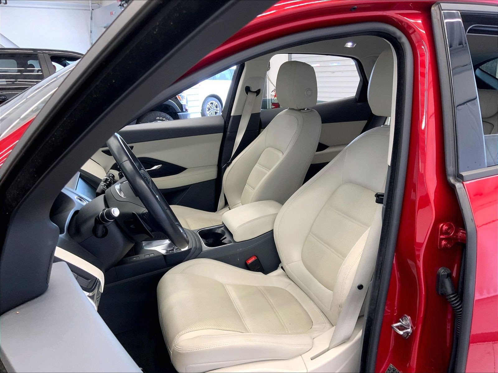 Used 2019 Jaguar E-PACE S AWD/4WD image 17