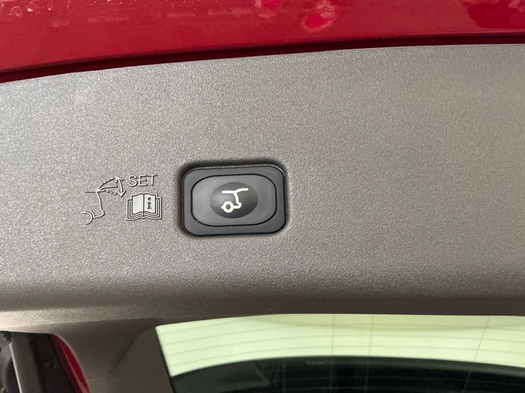 Used 2024 Lincoln Nautilus Reserve AWD/4WD image 29