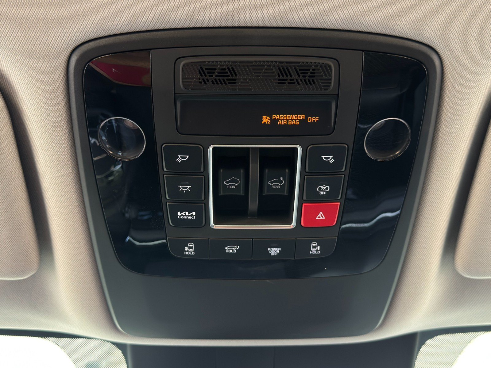 Used 2025 Kia Carnival SX FWD image 38