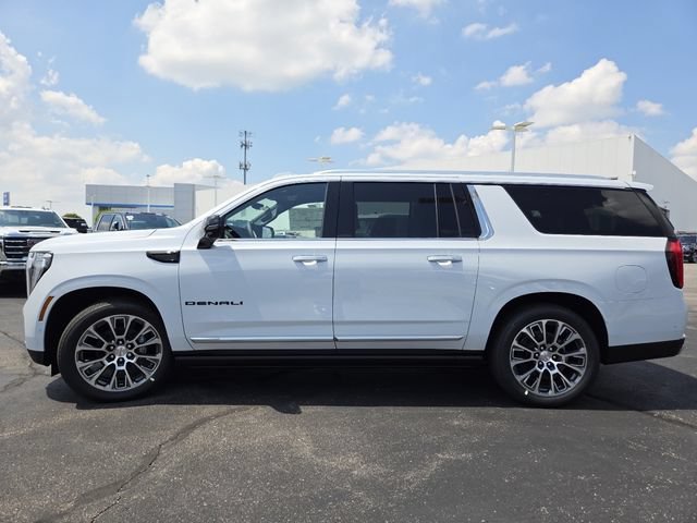 New 2026 GMC Yukon XL Denali w/ Denali Reserve Package AWD/4WD image 17