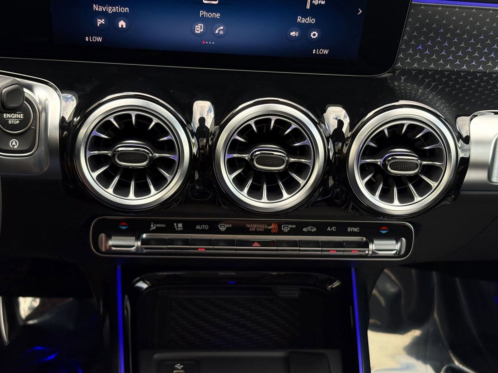 New 2026 Mercedes-Benz GLB 250 4MATIC image 25