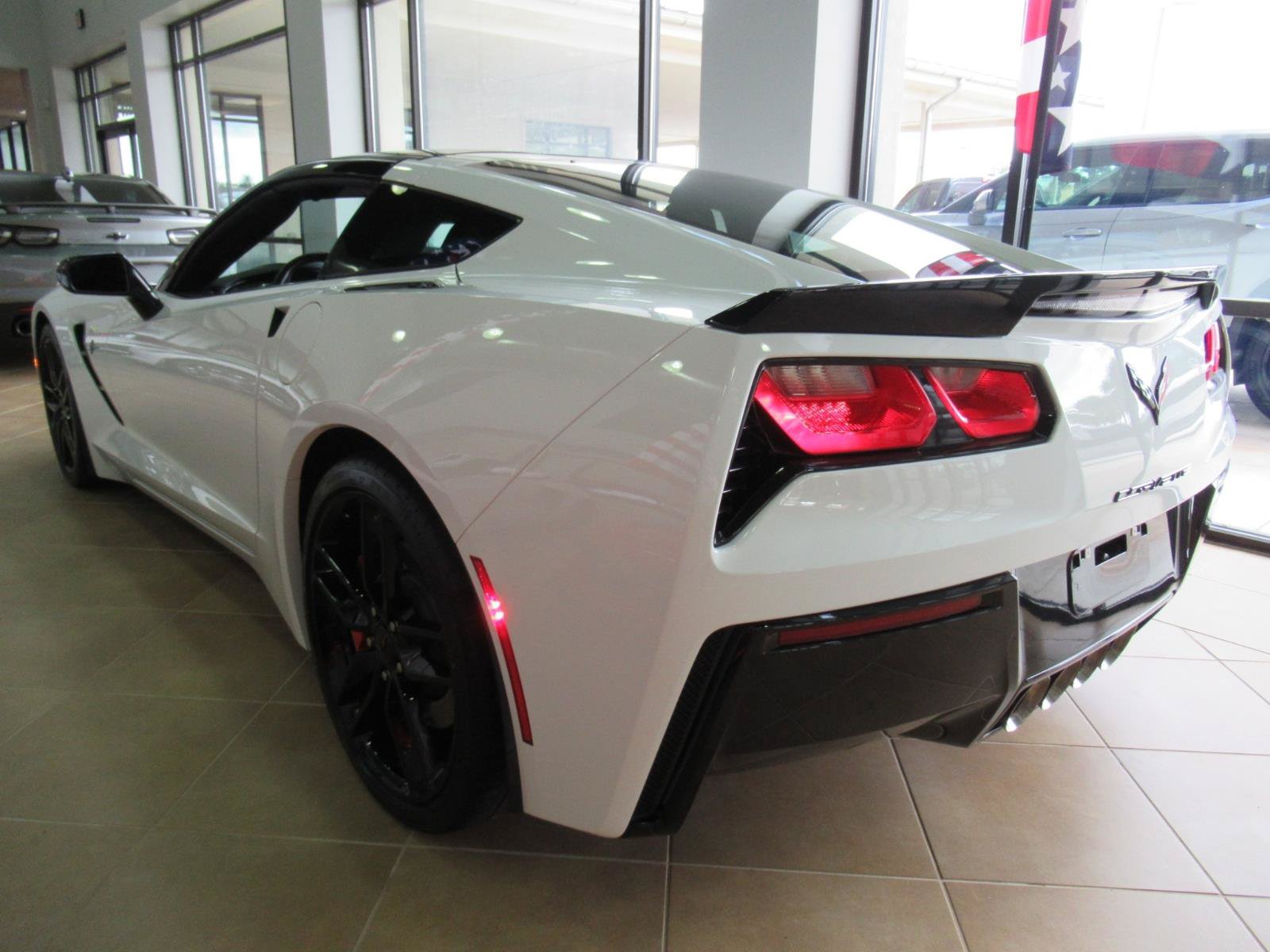 Used 2016 Chevrolet Corvette Stingray Coupe w/ 2LT Preferred Equipment Group RWD image 3
