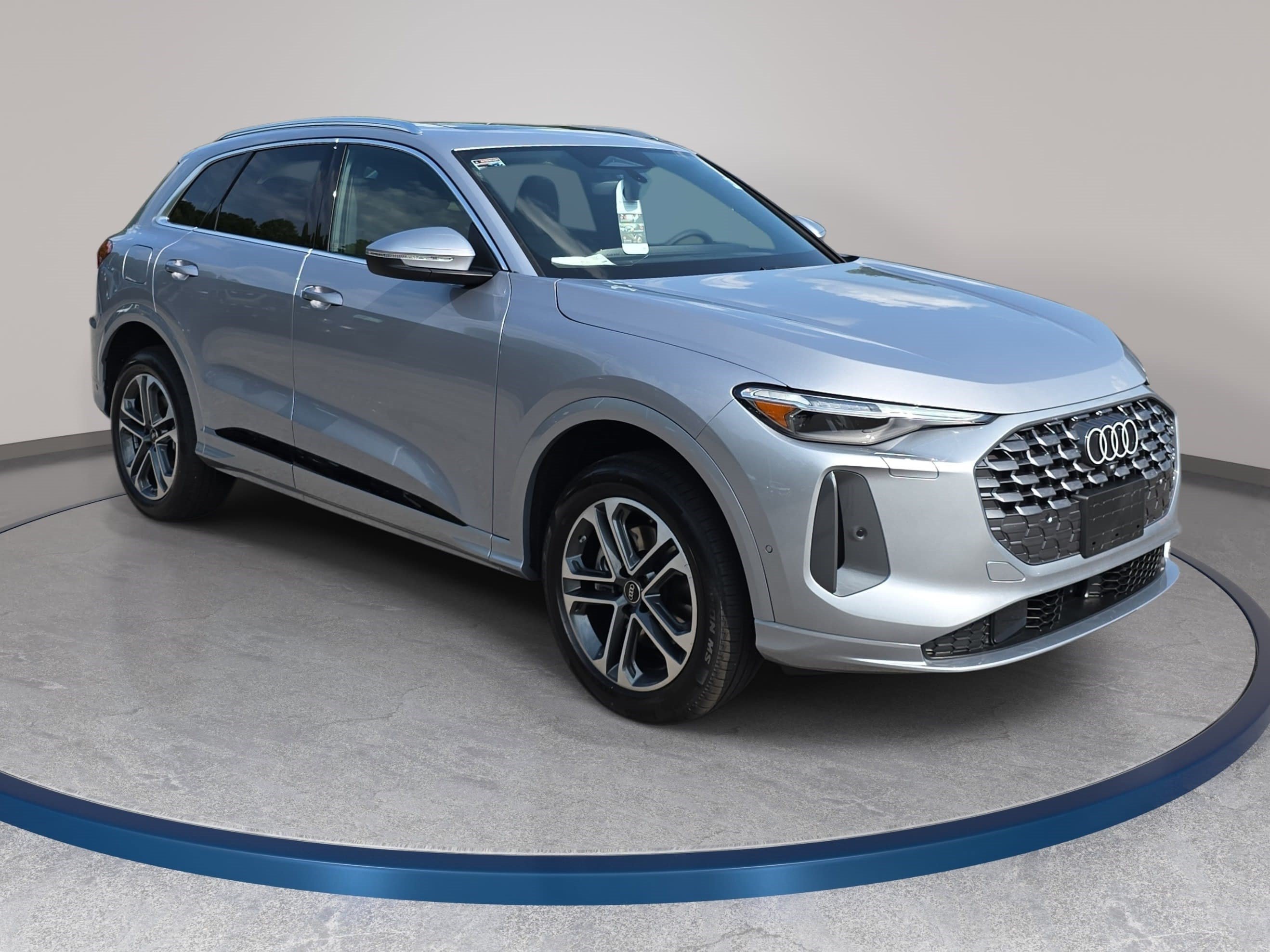 New 2026 Audi Q5 Premium Plus AWD/4WD image 3